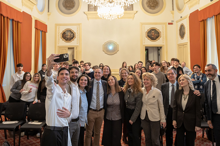 MaVah?! presentato a Torino: un nuovo strumento per accompagnare i giovani verso scelte consapevoli
