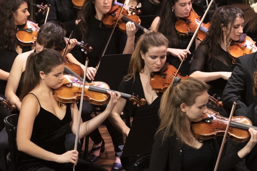 Becas para jóvenes talentos de la música clásica
