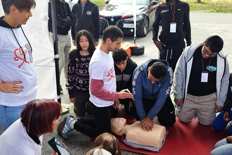 Villaggio per il Cuore: a Parco Dora 380 studenti hanno imparato le manovre salvavita
